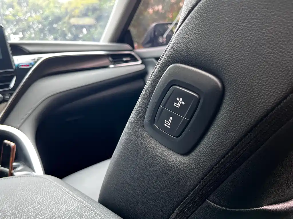 Camry 2023 2.0S Knight Edition купить на сайте DeffCars