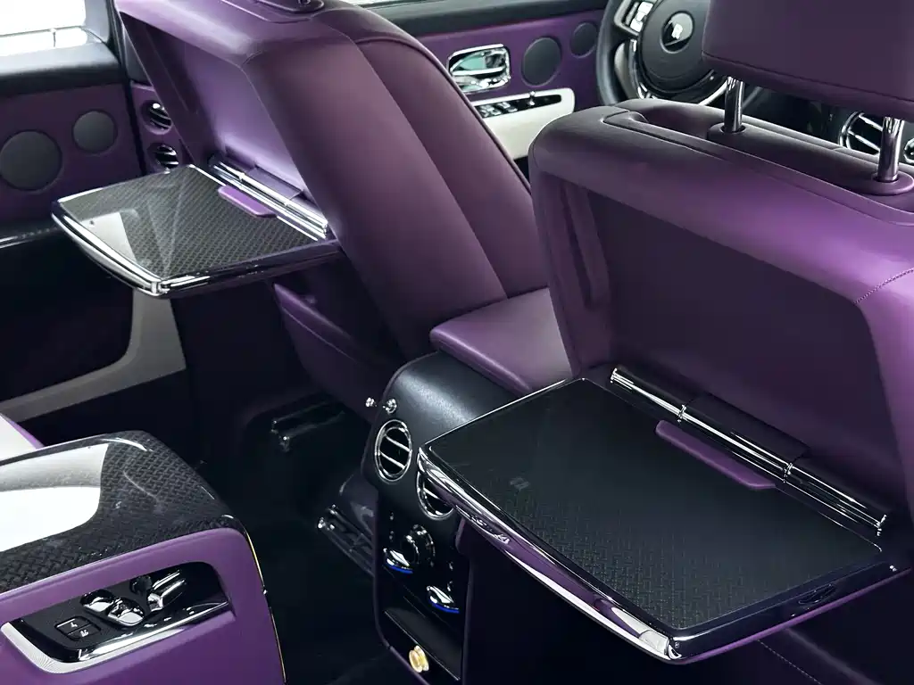 Cullinan 2020 Black Badge купить на сайте DeffCars