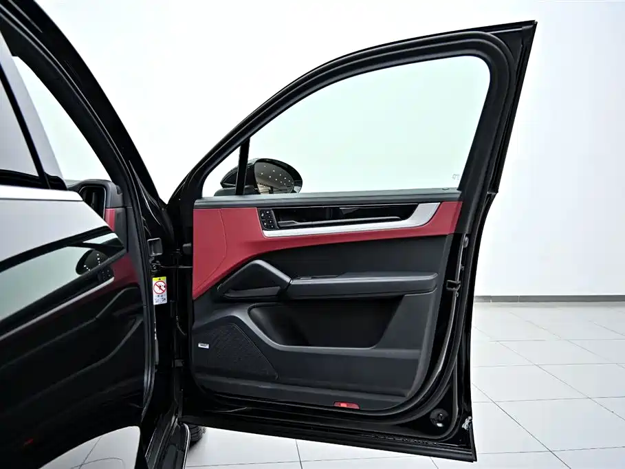 Cayenne 2024 Cayenne 3.0T купить на сайте DeffCars
