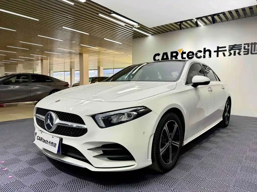Mercedes-Benz A-Class 2022 Facelift A 200 L Sports Sedan Fashionable купить на сайте DeffCars