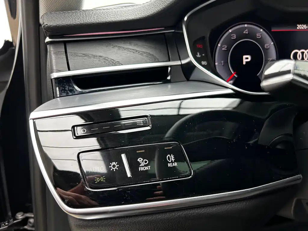 Audi A8 2019 Plus A8L 50 TFSI quattro comfort type купить на сайте DeffCars