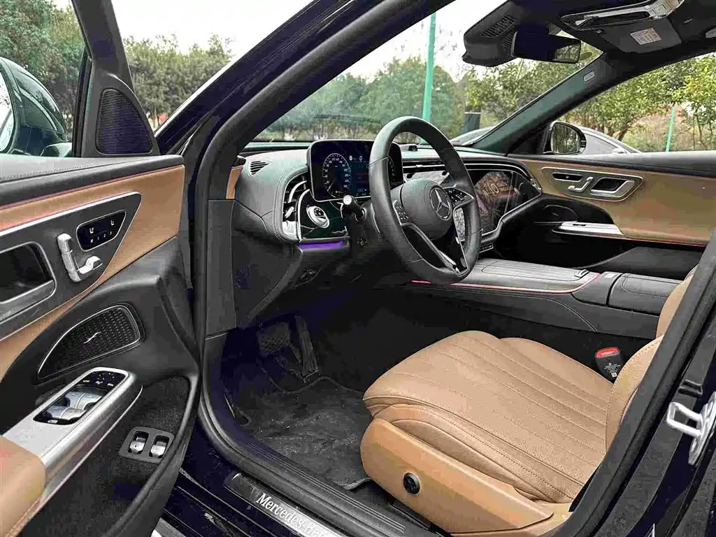 Mercedes-Benz E-Class New Energy 2024 E 350 e L plug-in hybrid sedan купить на сайте DeffCars
