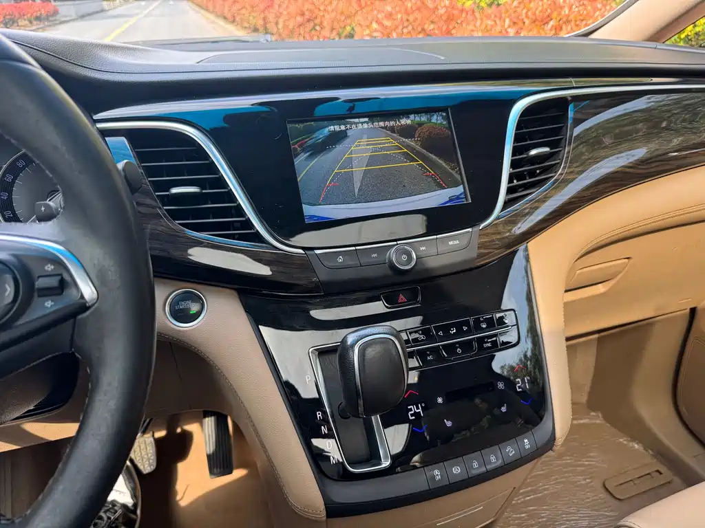 Buick GL8 2018 ES 28T luxury model National VI купить на сайте DeffCars