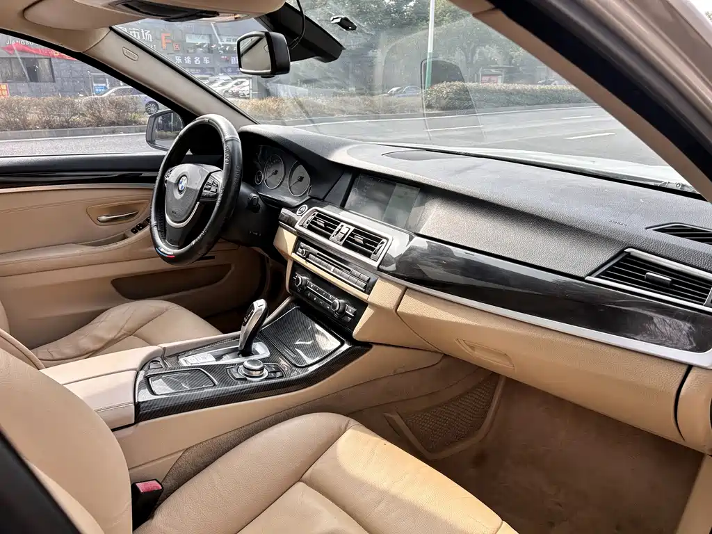 BMW 5 Series 2012款 523Li 领先型 купить на сайте DeffCars