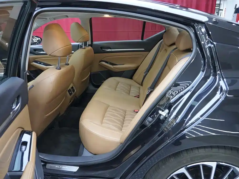 Teana 2022 2.0T XV Exclusive Edition купить на сайте DeffCars