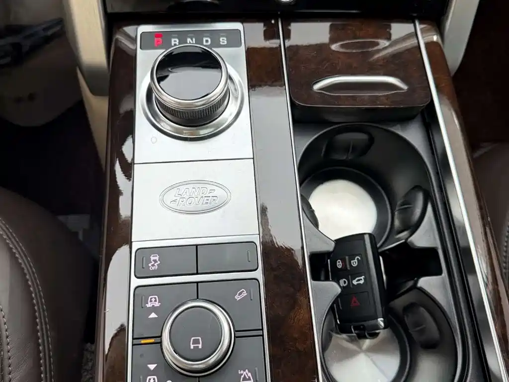 Range Rover 2021 3.0 L6 Legend Edition купить на сайте DeffCars