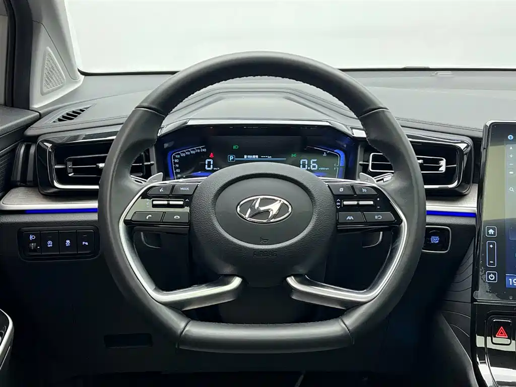 Kusitu 2021 380TGDi Smart Love Premium Edition LUX Premium купить на сайте DeffCars