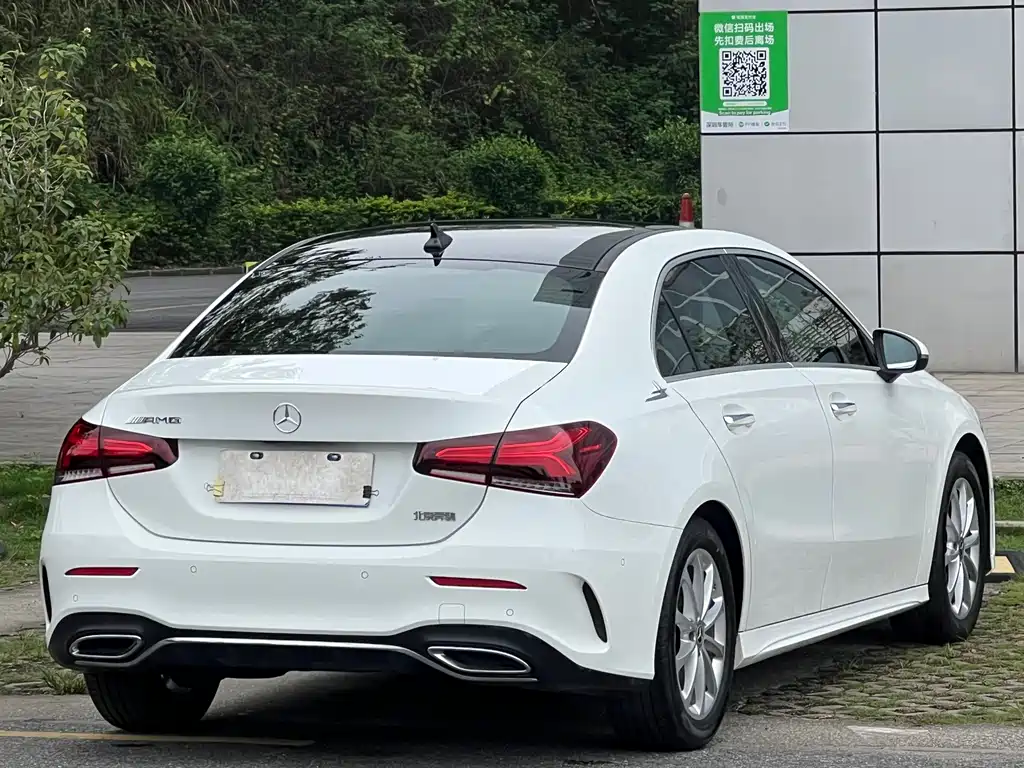 Mercedes-Benz A-Class 2022 A 200 L Sports Sedan Dynamic Type купить на сайте DeffCars