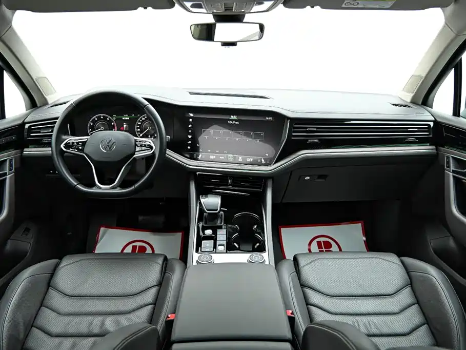 Touareg 2021 3.0TSI Ruixiang Edition Classic Sports Package купить на сайте DeffCars
