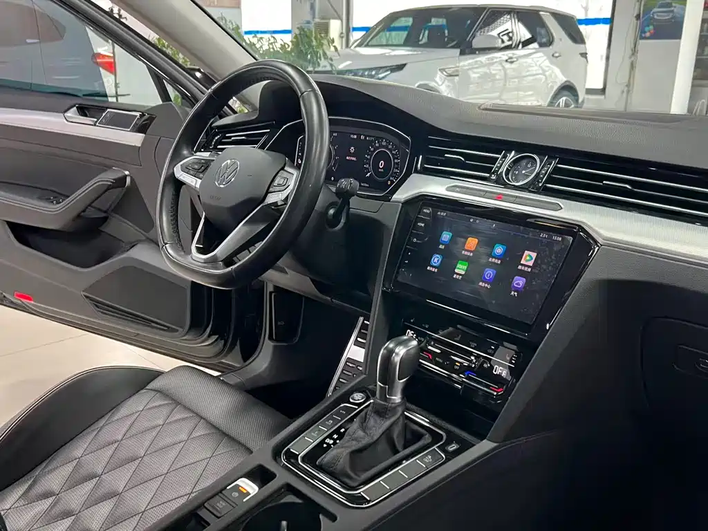 Magotan GTE plug-in hybrid 2022 GTE luxury model купить на сайте DeffCars