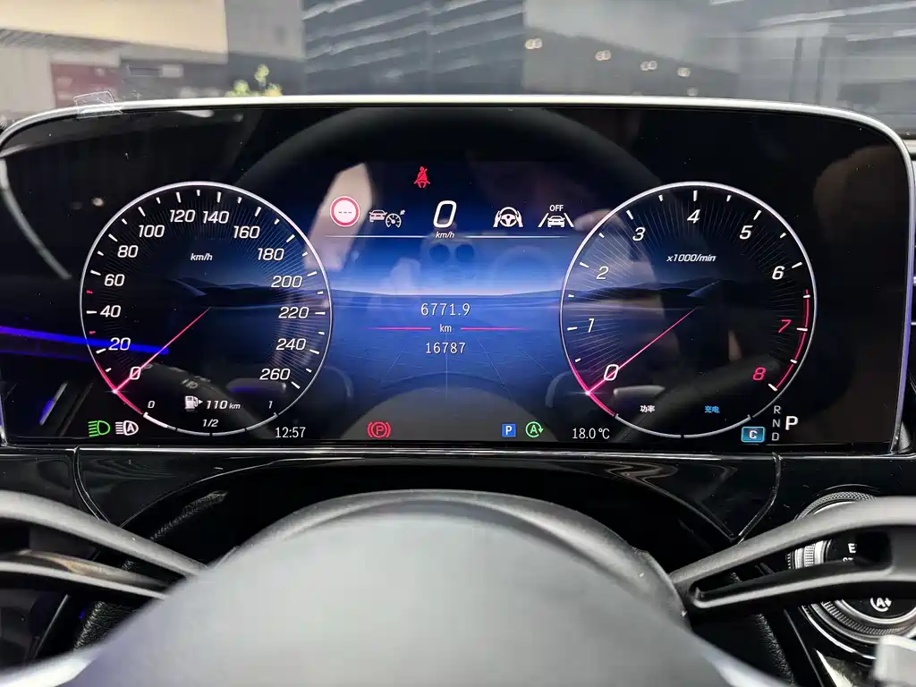 Mercedes-Benz E-Class 2024 E 300 L Luxury Model купить на сайте DeffCars