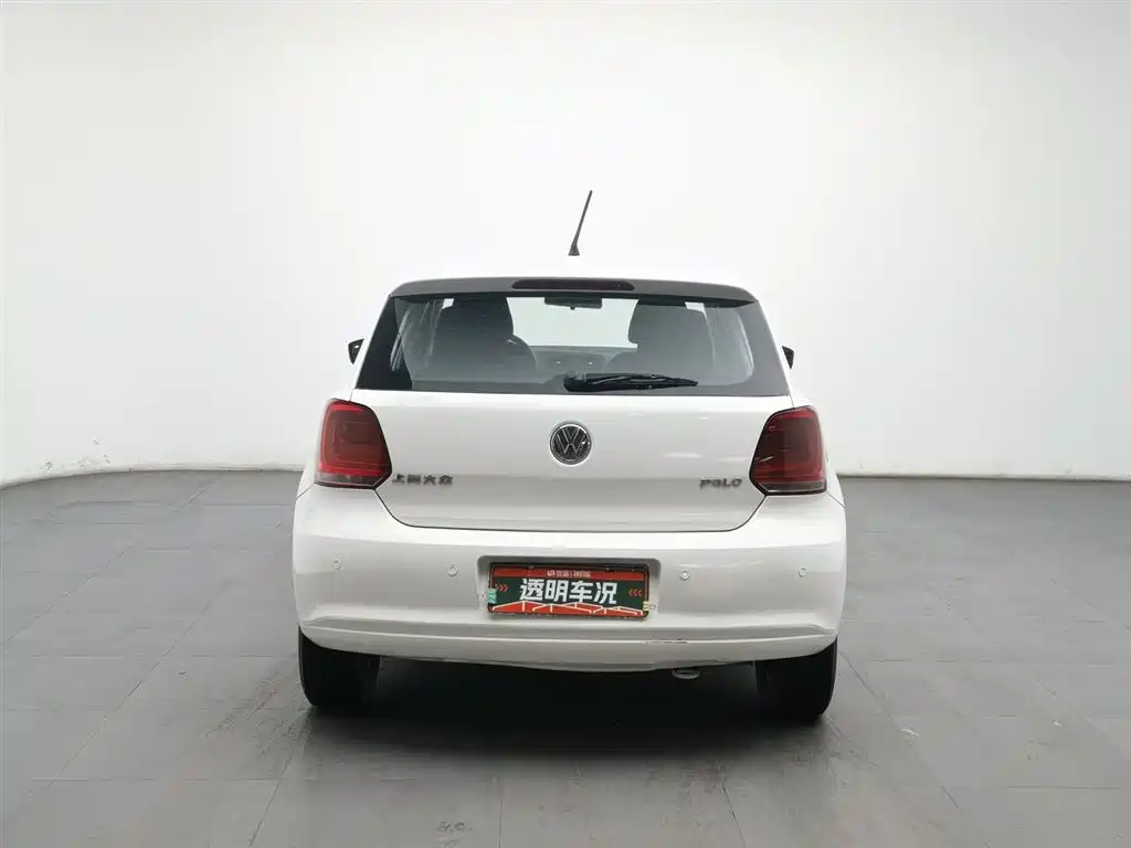 Polo 2013 1.4L manual fashion version купить на сайте DeffCars