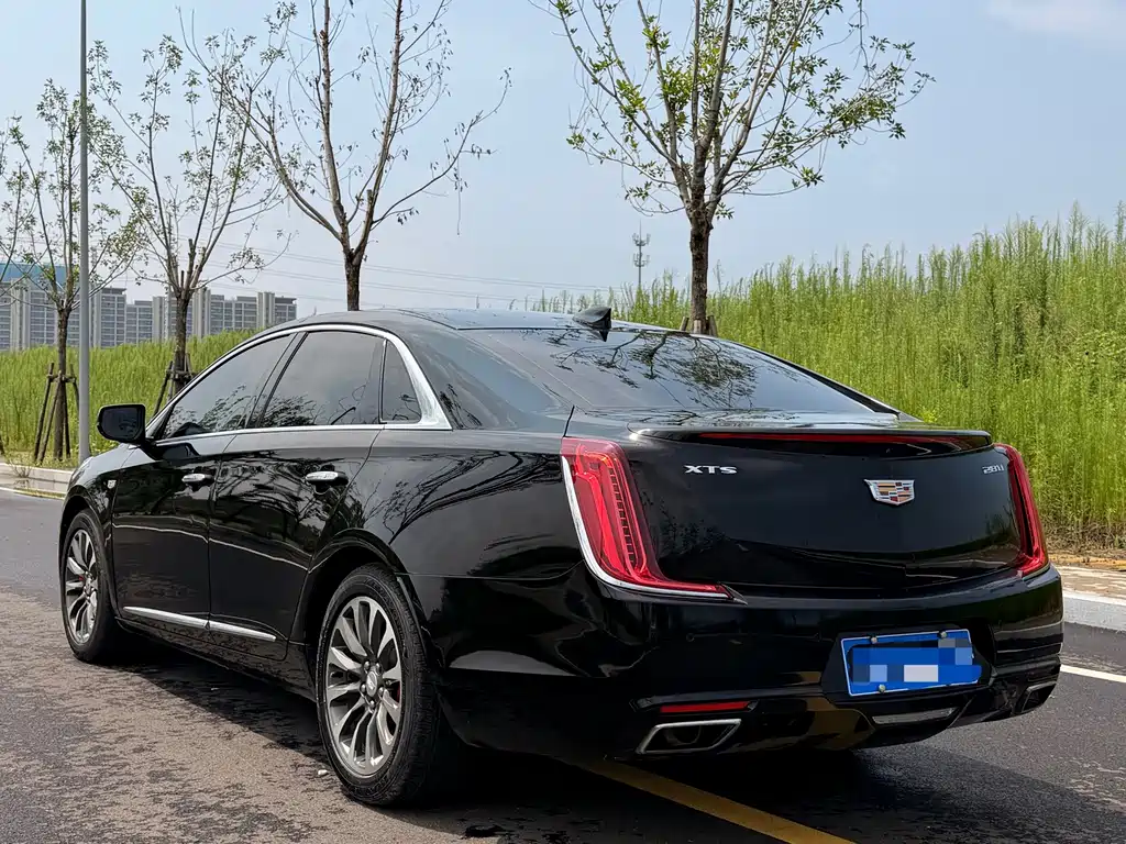 Cadillac XTS 2018 28T luxury model купить на сайте DeffCars