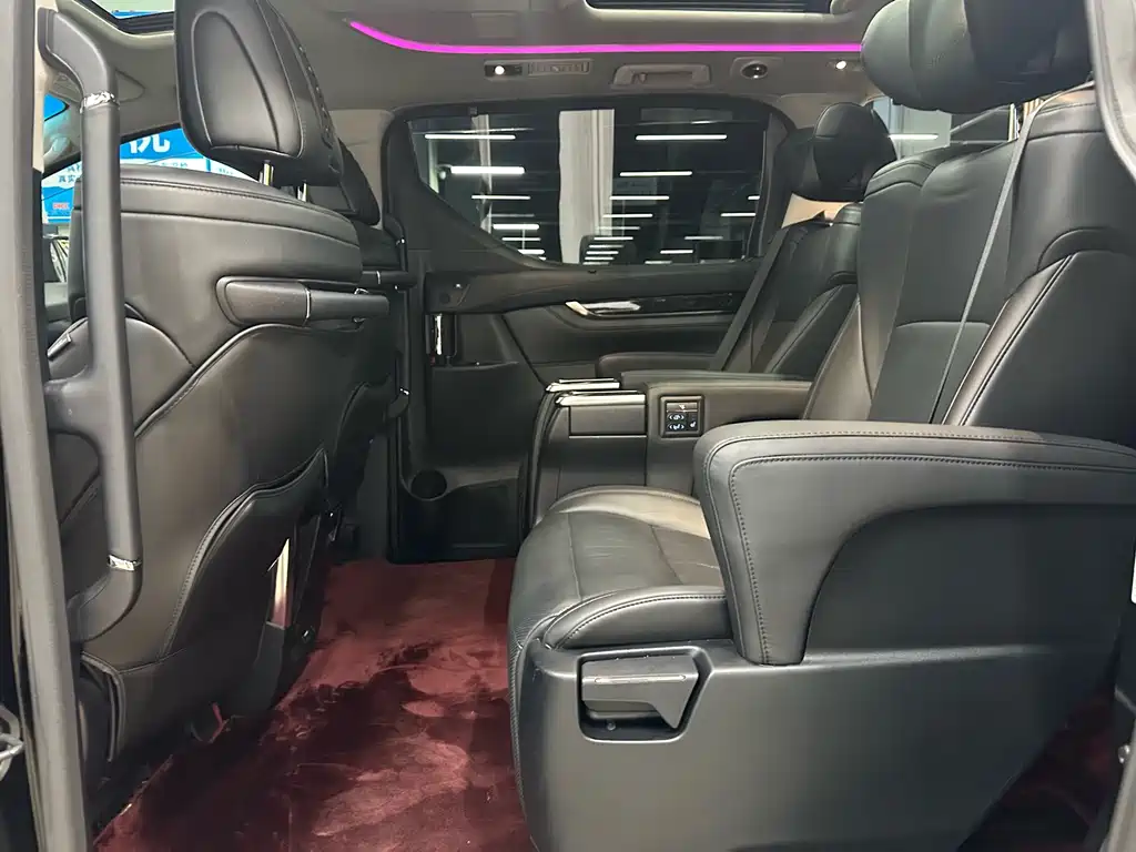 Wilfa 2021 Crown Dual Engine 2.5L HV Deluxe Edition купить на сайте DeffCars