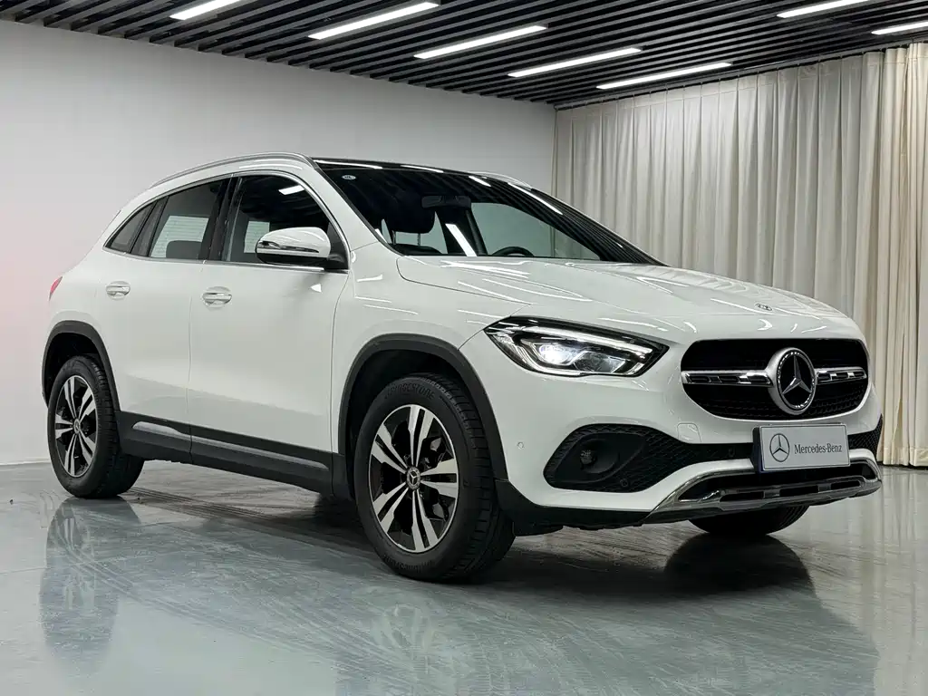 Mercedes-Benz GLA 2020 GLA 200 купить на сайте DeffCars