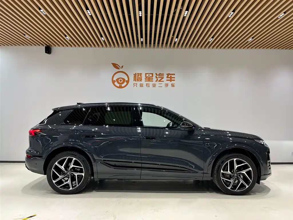 Audi Q6L e-tron 2026 first pilot version купить на сайте DeffCars