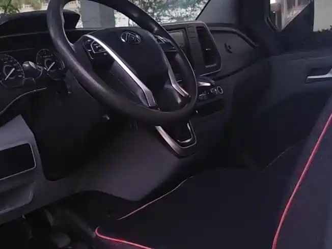 Xintu V80 2020 2.0T AMT PLUS City Edition Short Axis Ultra Low Roof 5/6 Seats купить на сайте DeffCars