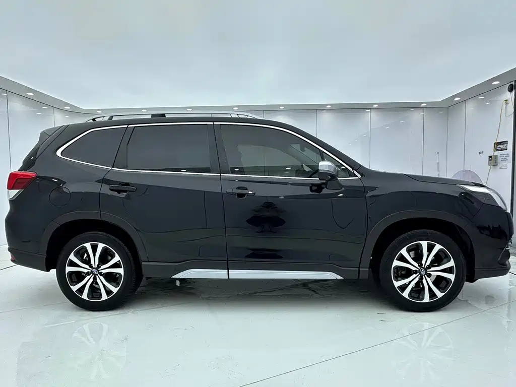 Forester 2022 2.0i AWD Ultimate EyeSight купить на сайте DeffCars