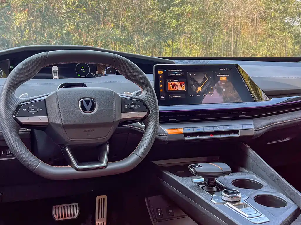 Changan UNI-V 2024 1.5T noble sports model купить на сайте DeffCars