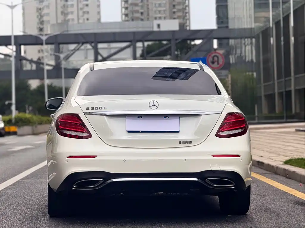 Mercedes-Benz E-Class 2018 E 300 L Sporty and Stylish купить на сайте DeffCars