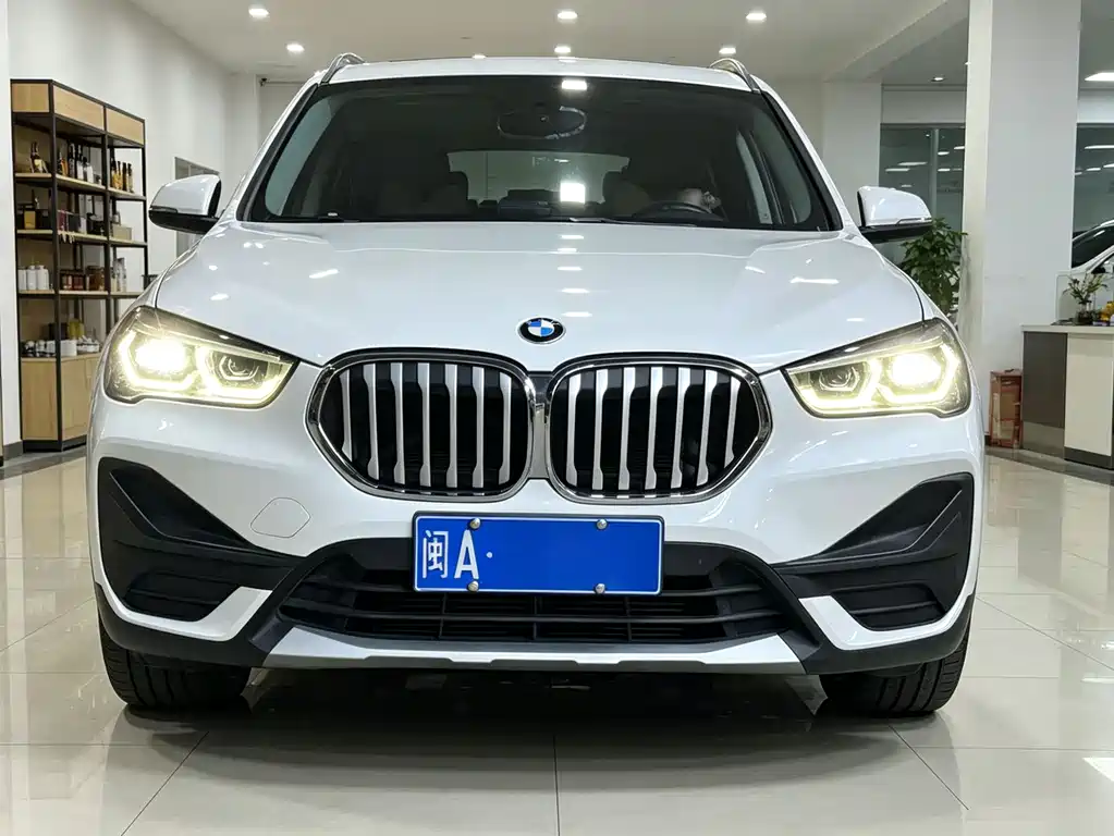 BMW X1 2021 facelift sDrive25Li leading model купить на сайте DeffCars