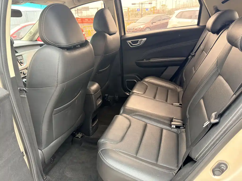 Vision X3 2017 1.5L automatic premium model купить на сайте DeffCars