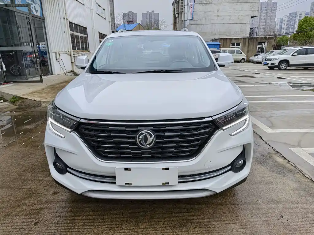 Fengxing T5 2021 1.5T automatic comfort type купить на сайте DeffCars