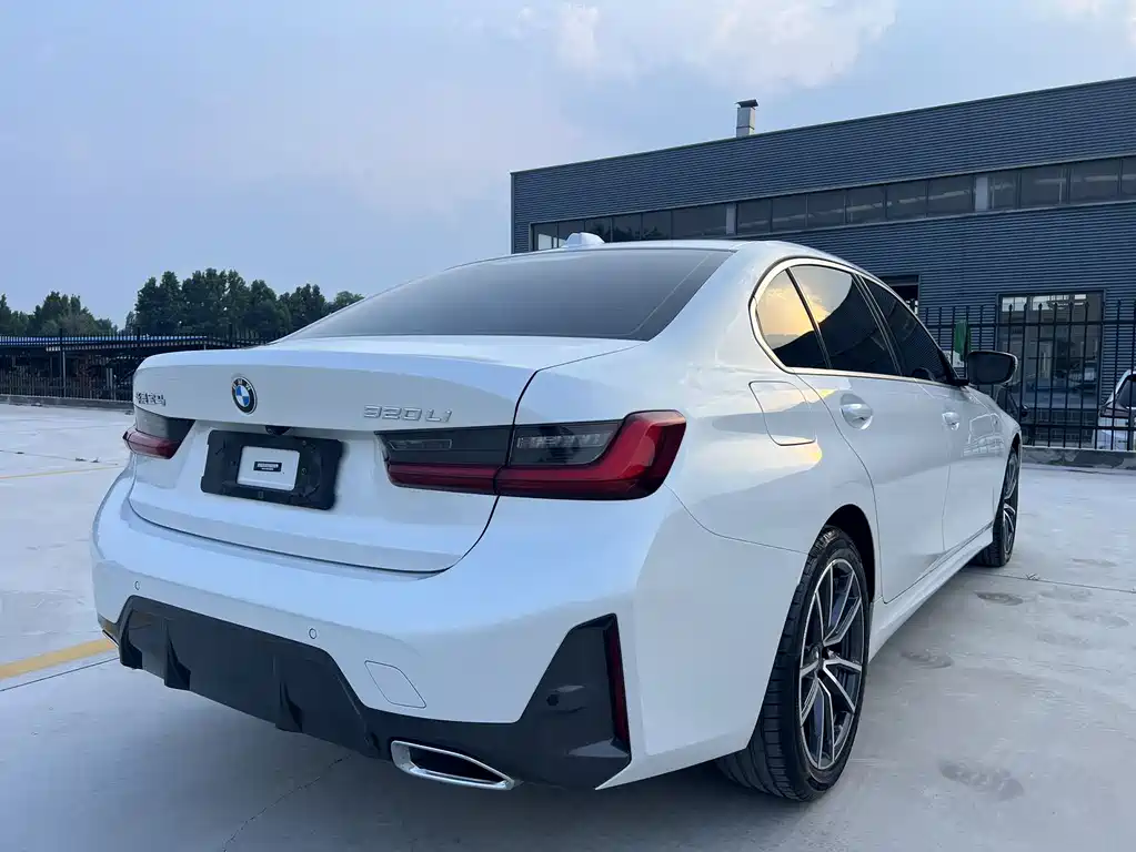 BMW 3 Series 2023 320Li M Sports Package купить на сайте DeffCars