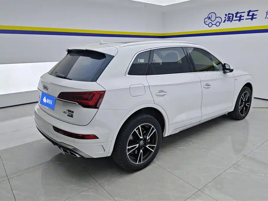 Audi Q5L 2021 40 TFSI Fashionable and Dynamic купить на сайте DeffCars