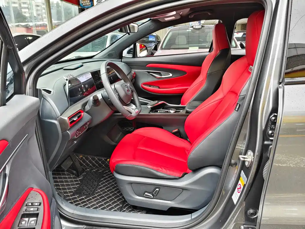 Changan UNI-T 2020 1.5T premium model купить на сайте DeffCars