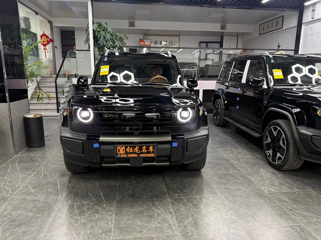 iCAR V27 2026 200KM four-wheel drive Falcon 500 купить на сайте DeffCars