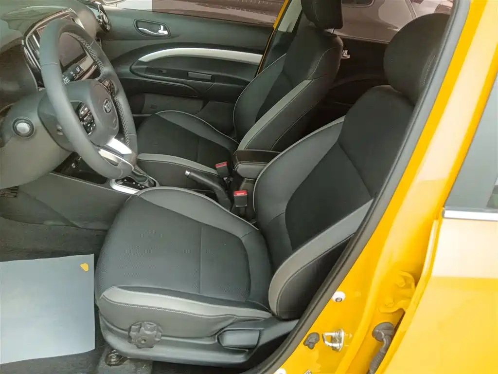 Yipao 2021 1.4L automatic fun sports model купить на сайте DeffCars