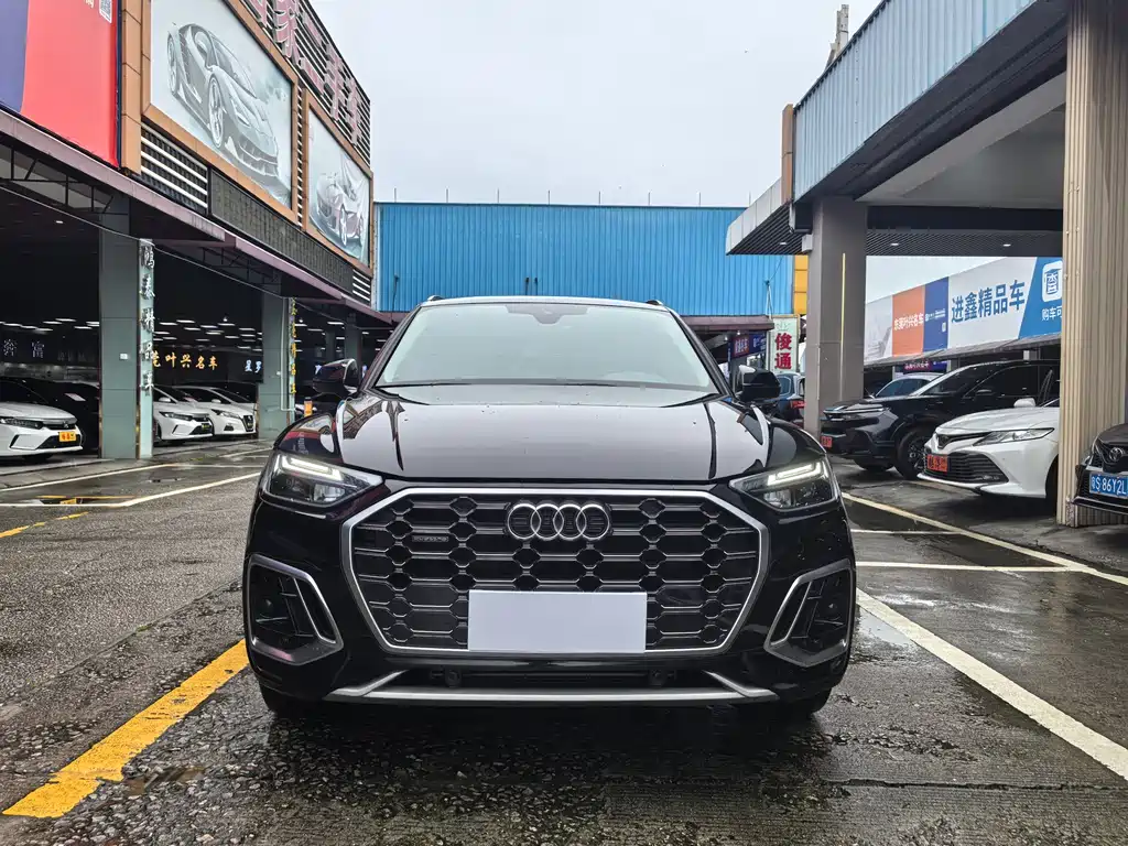 Audi Q5L 2022 40T fashionable and dynamic model купить на сайте DeffCars