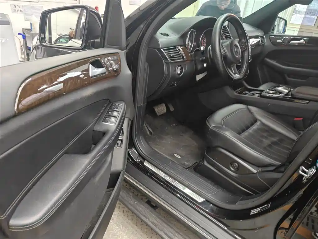 Mercedes-Benz GLS 2018 facelift GLS 400 4MATIC dynamic version купить на сайте DeffCars