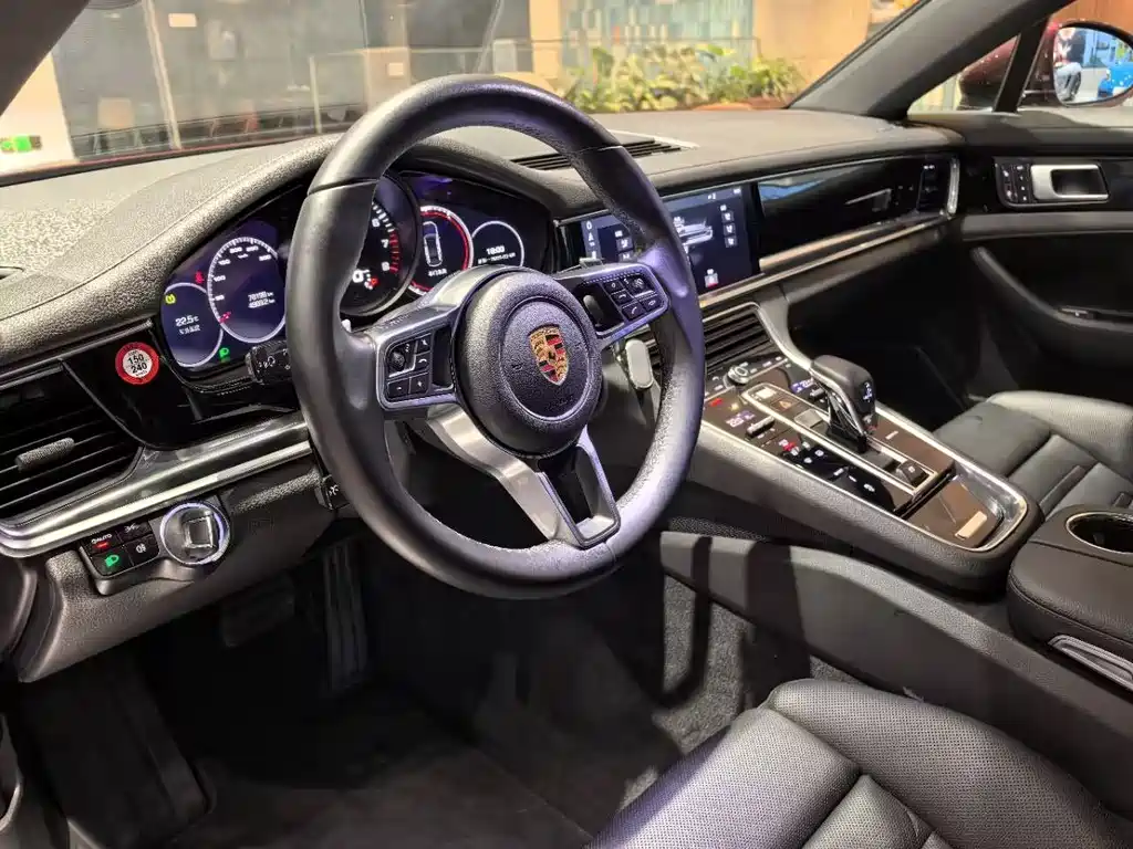 Panamera 2017 Panamera 4 Executive Extended Edition 3.0T купить на сайте DeffCars