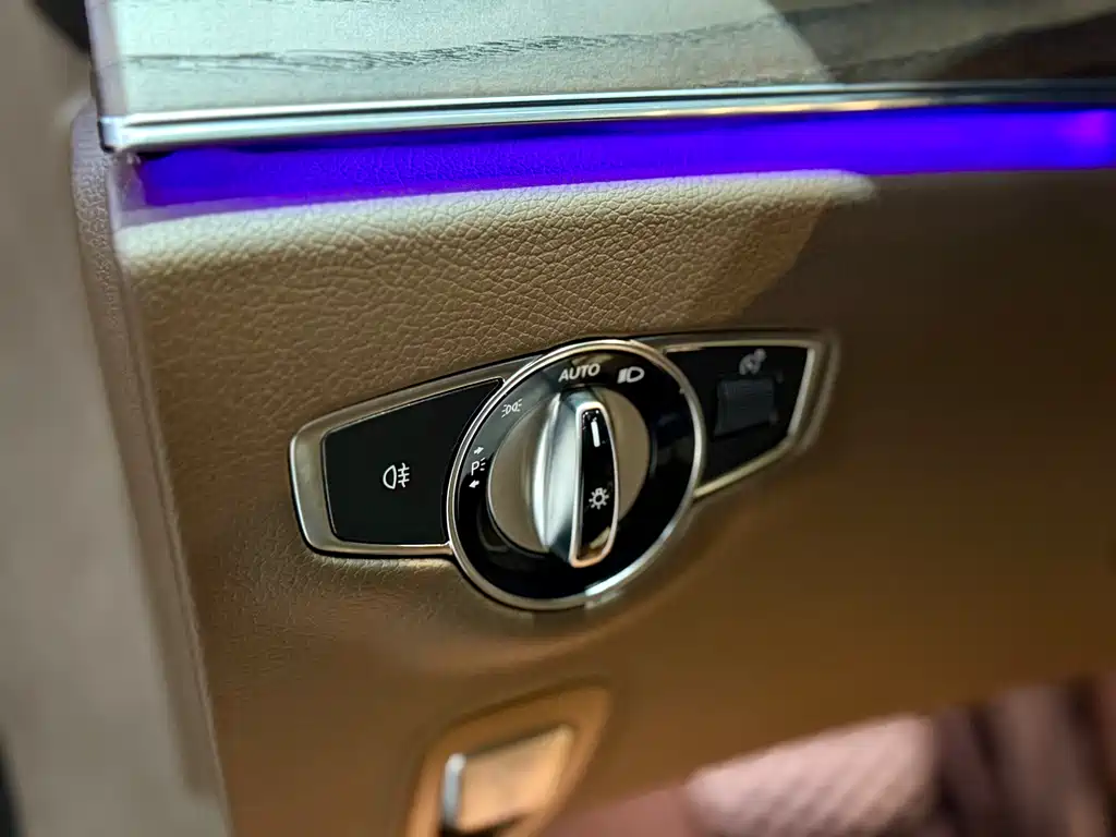 Mercedes-Benz E-Class 2022 facelift E 300 L fashionable model купить на сайте DeffCars