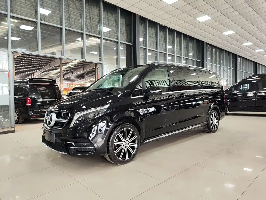Mercedes-Benz V-Class 2022 V 260 L Long Wheelbase Luxury Edition купить на сайте DeffCars