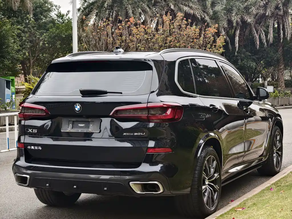 BMW X5 2022 facelift xDrive 30Li exclusive M sports package купить на сайте DeffCars