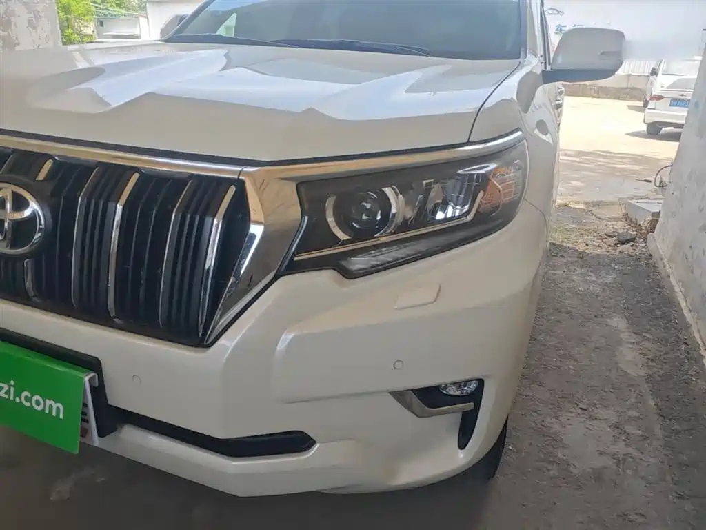 Prado 2018 3.5L automatic TX-L NAVI rear mounted spare tire купить на сайте DeffCars