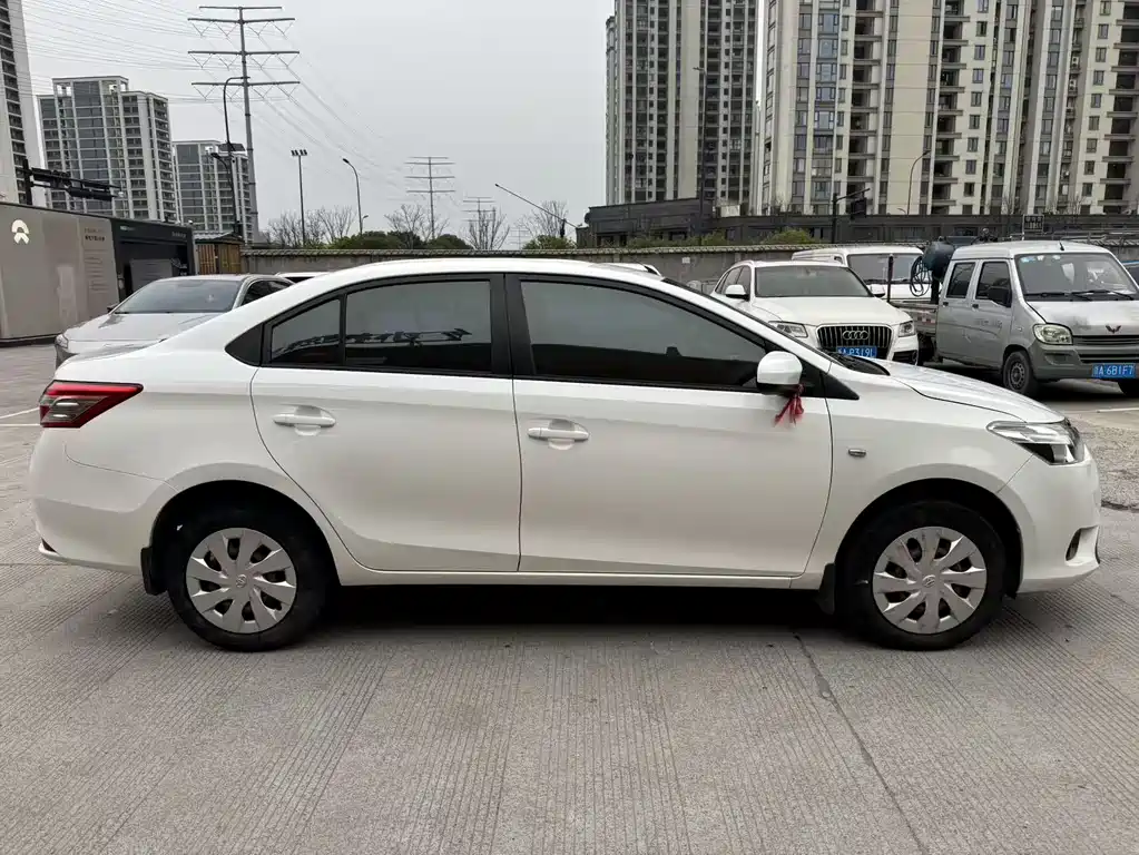 Vios 2014 1.5L automatic smart version купить на сайте DeffCars