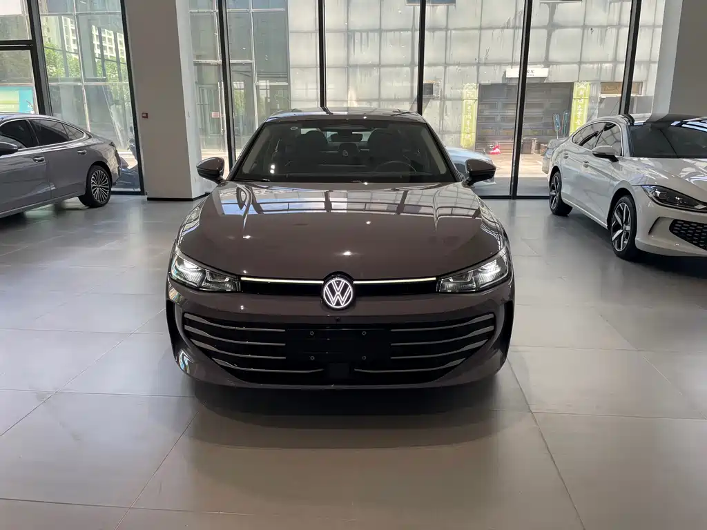 Passat 2025 Pro 380TSI Star Dragon Edition купить на сайте DeffCars