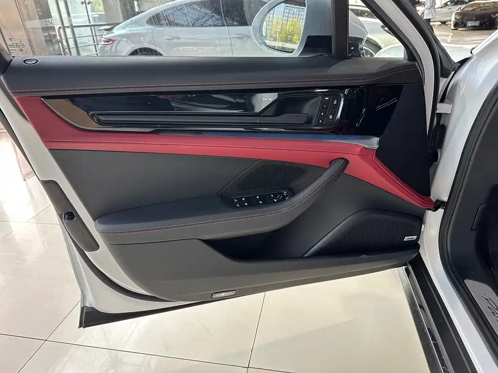 Panamera 2024 Panamera 4 Executive Extended Edition 2.9T купить на сайте DeffCars
