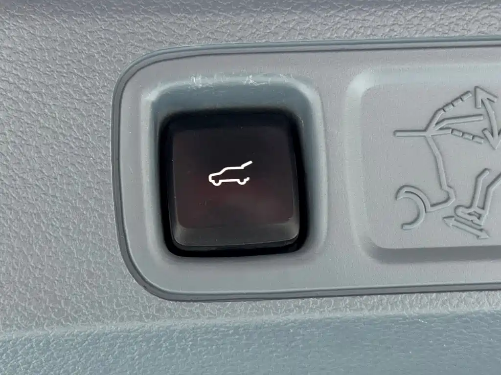 Navigator 2022 3.5T Presidential Edition купить на сайте DeffCars