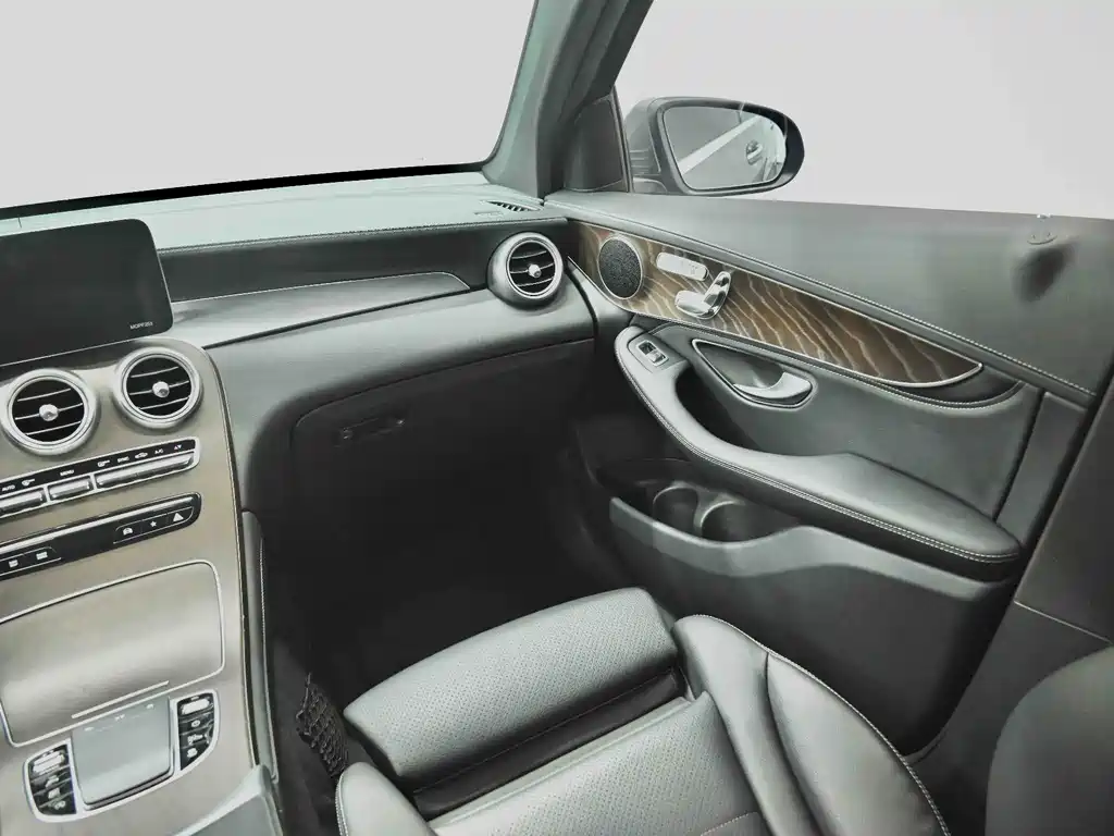 Mercedes-Benz GLC 2020 GLC 300 L 4MATIC Dynamic купить на сайте DeffCars