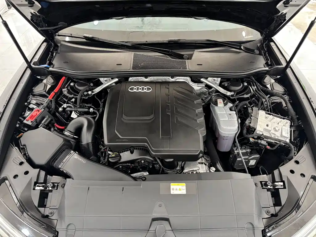 Audi A6L 2025 45 TFSI quattro premium dynamic model купить на сайте DeffCars