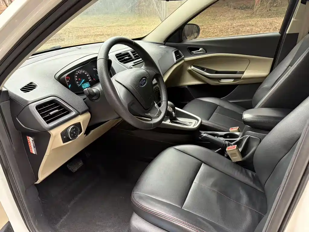 Escort 2017 facelift 1.5L automatic comfort model купить на сайте DeffCars