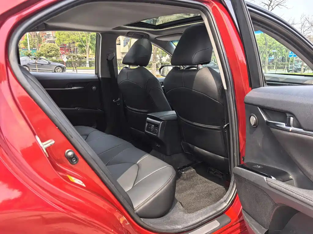 Camry 2018 2.0S Advanced Edition купить на сайте DeffCars