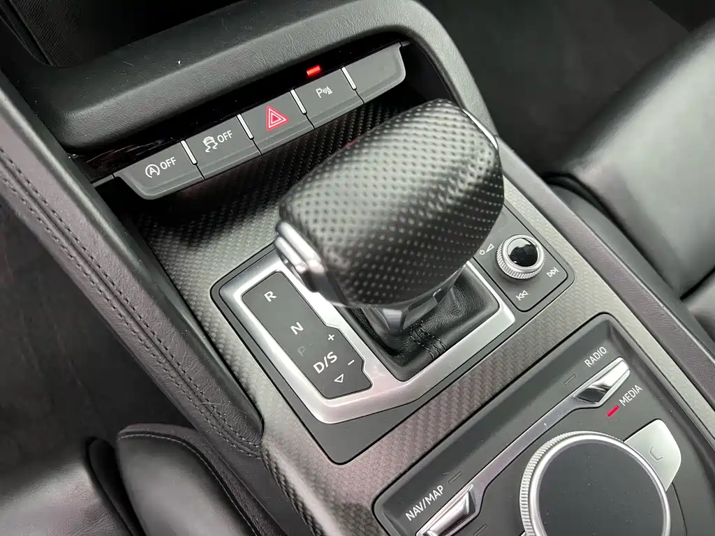 Audi R8 2016 V10 Coupe Performance купить на сайте DeffCars