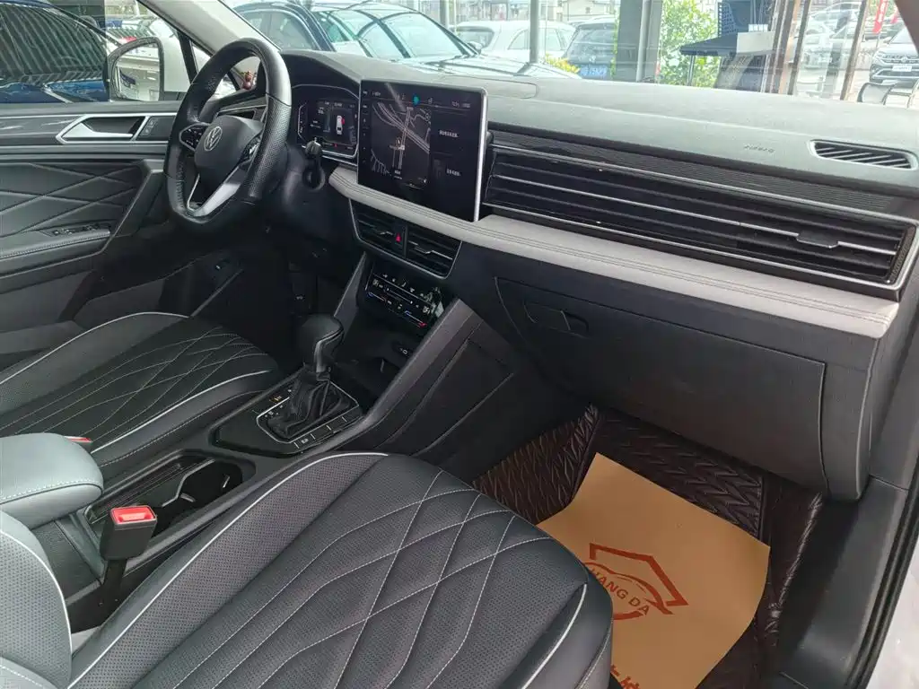 Tiguan L 2023 300TSI automatic two-wheel drive smart version купить на сайте DeffCars