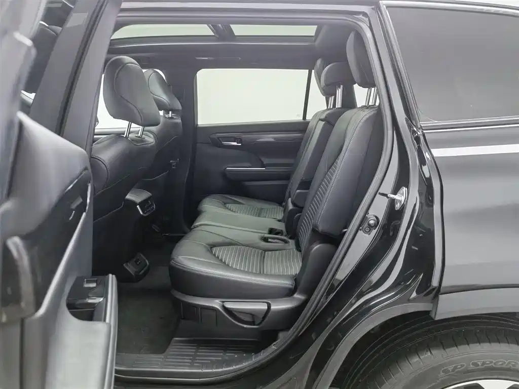 Crown Lufang 2022 2.0T four-wheel drive premium version купить на сайте DeffCars